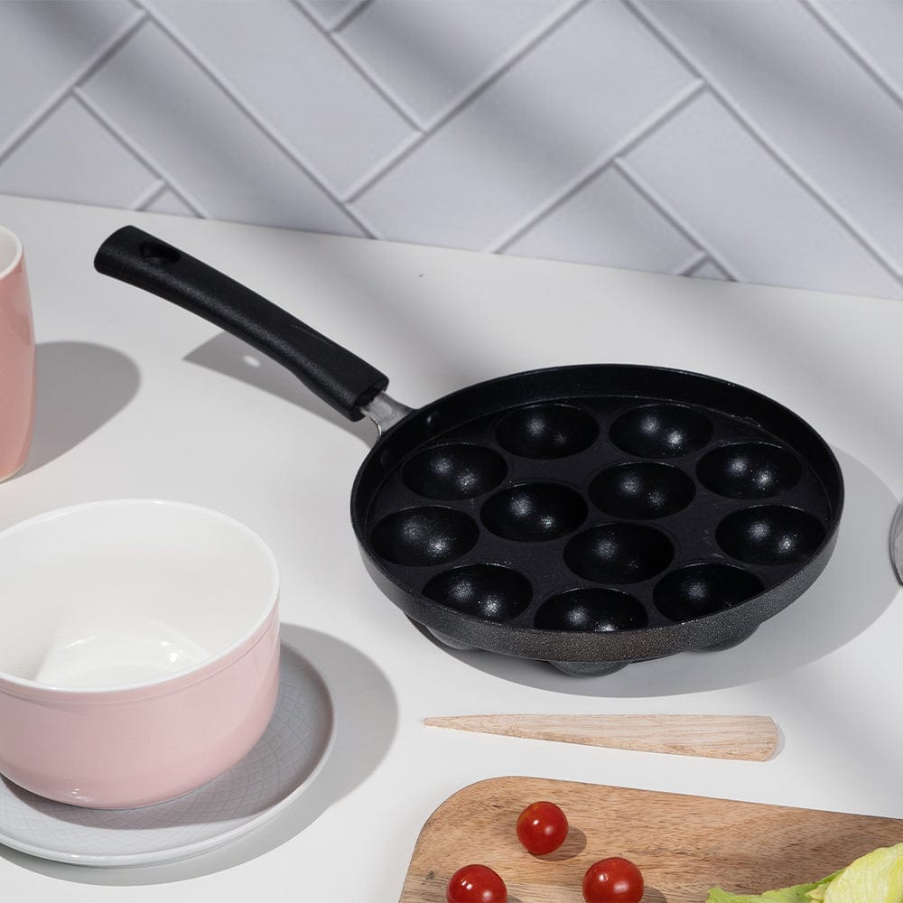 Cup Plate Non-Stick Appam Patra with Steel Lid