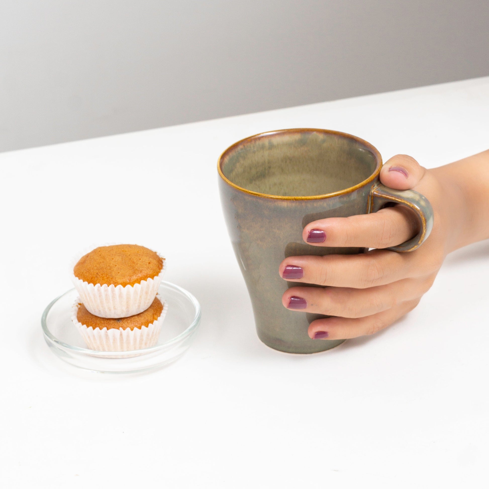 Cup Plate Porcelain Costa Mug - Elegant Drinking Experience