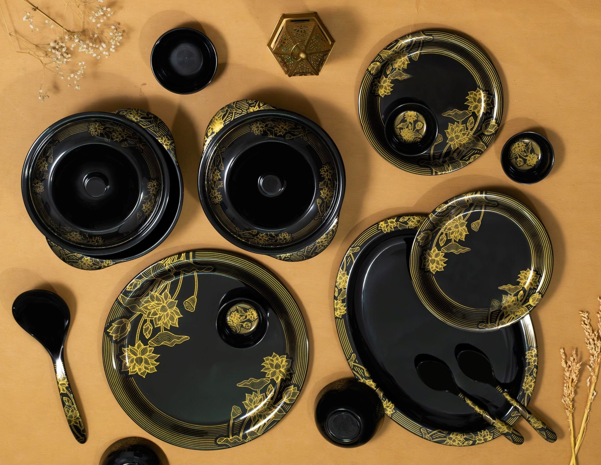 Cup Plate Mozart 44 Piece Round Dinner Set